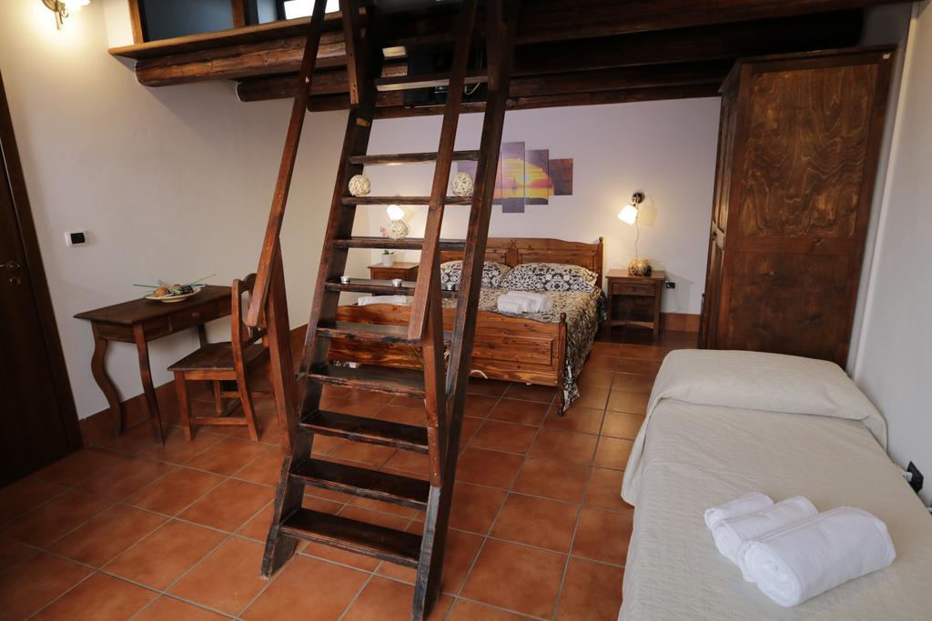 B&B Casale Siciliano Di Miryam Tiralongo 阿沃拉 外观 照片